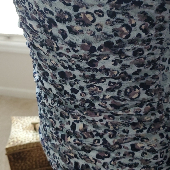 NWT Worthington Cheetah Print Shirred Top - Picture 4 of 5